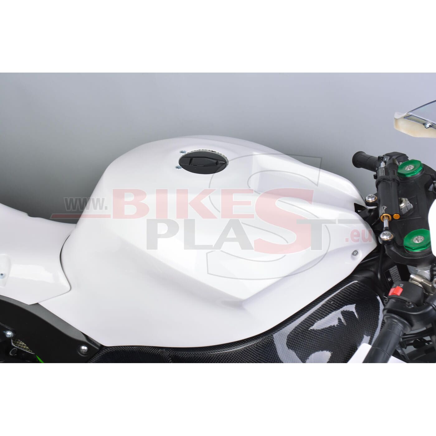 Parts :: Kawasaki :: Ninja ZX10R :: Race Stay Bodywork :: BikesPlast Kawasaki ZX10R Fuel Tank Cover (2016 & Up) - HSBK Racing | Race Team | Training Facility | Exotic Parts | Italian Bikes