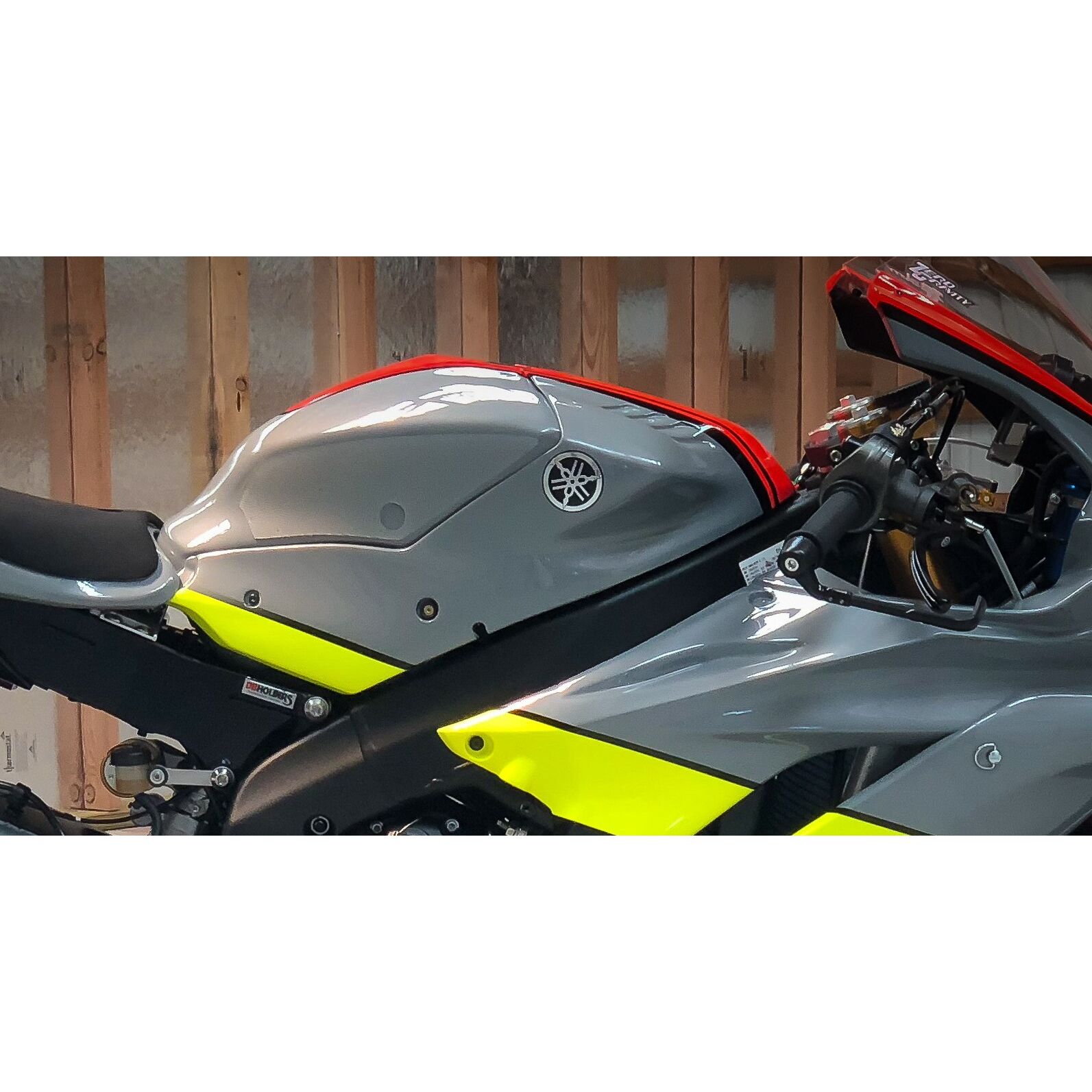 2005 r6 hot sale gas tank