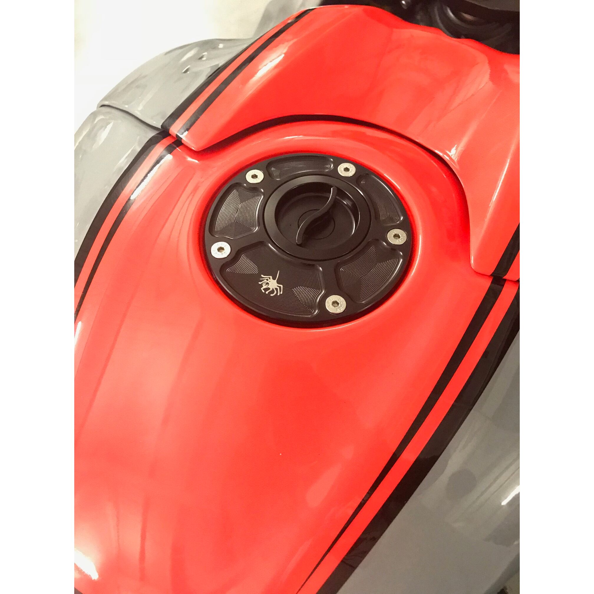 Parts Triumph Daytona 675 / 765 Fuel Tanks / Caps Spider Triumph Daytona 765 Billet