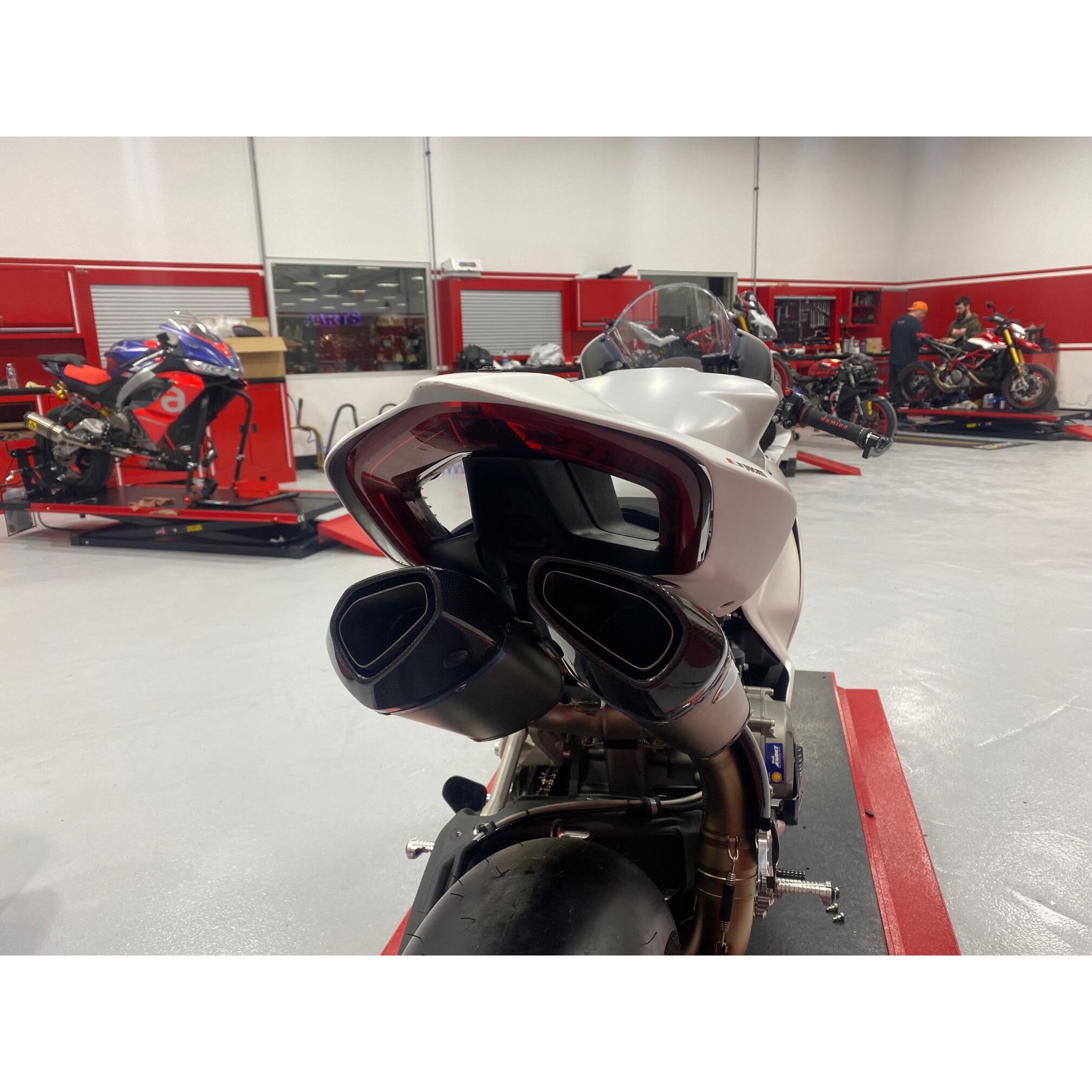 Parts Ducati 899 959 1199 1299 V2 Exhaust