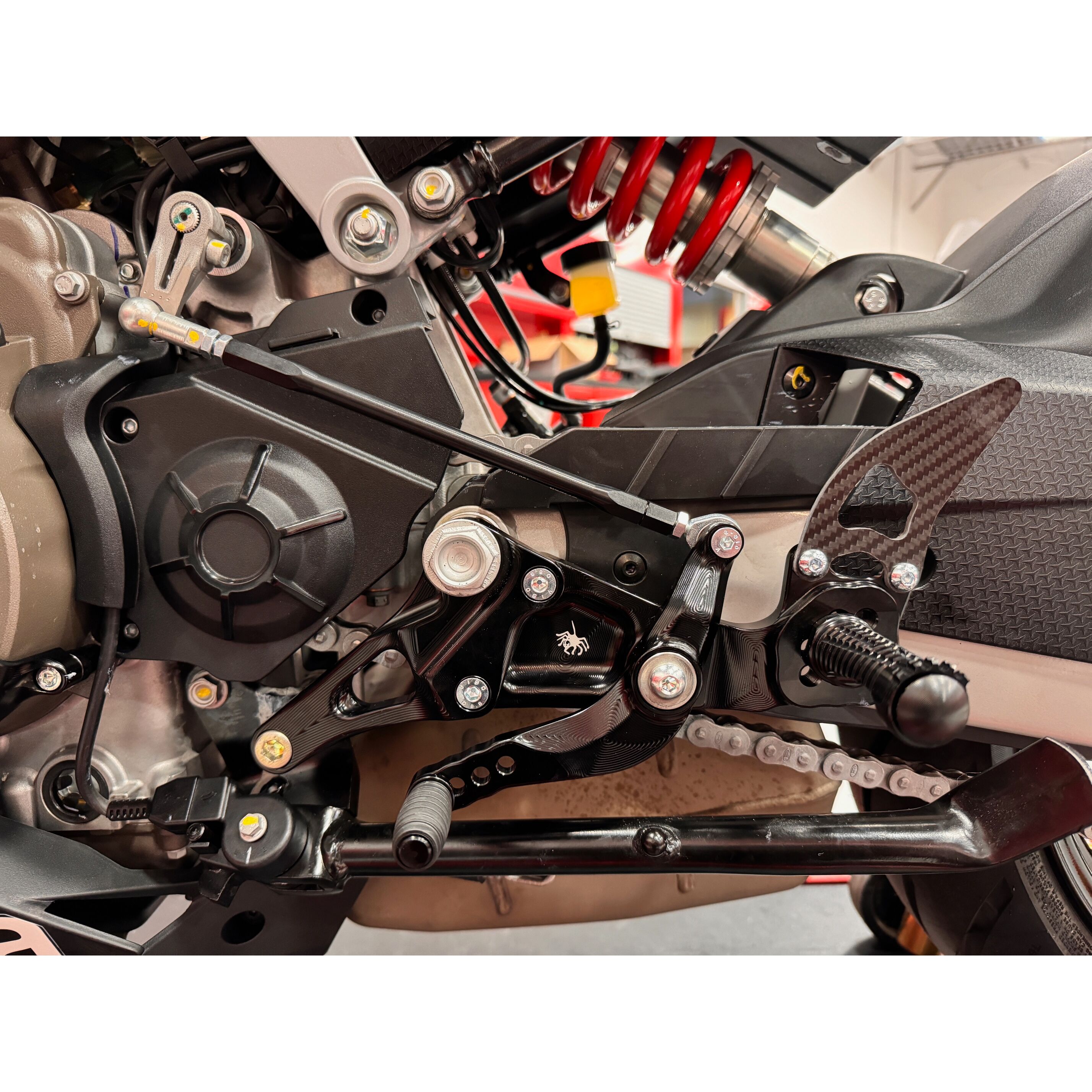 Parts :: Aprilia :: RS 457 :: Brake / Clutch / Controls :: Pegs ...